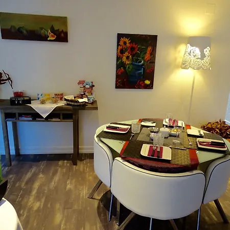 Les Myosotis D'hotes - Sarreguemines Bed & Breakfast