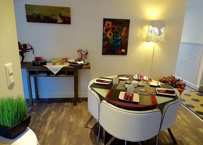 Les Myosotis D'hotes - Sarreguemines Bed & Breakfast