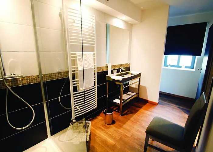 Les Myosotis D'hotes - Sarreguemines Bed & Breakfast 3*